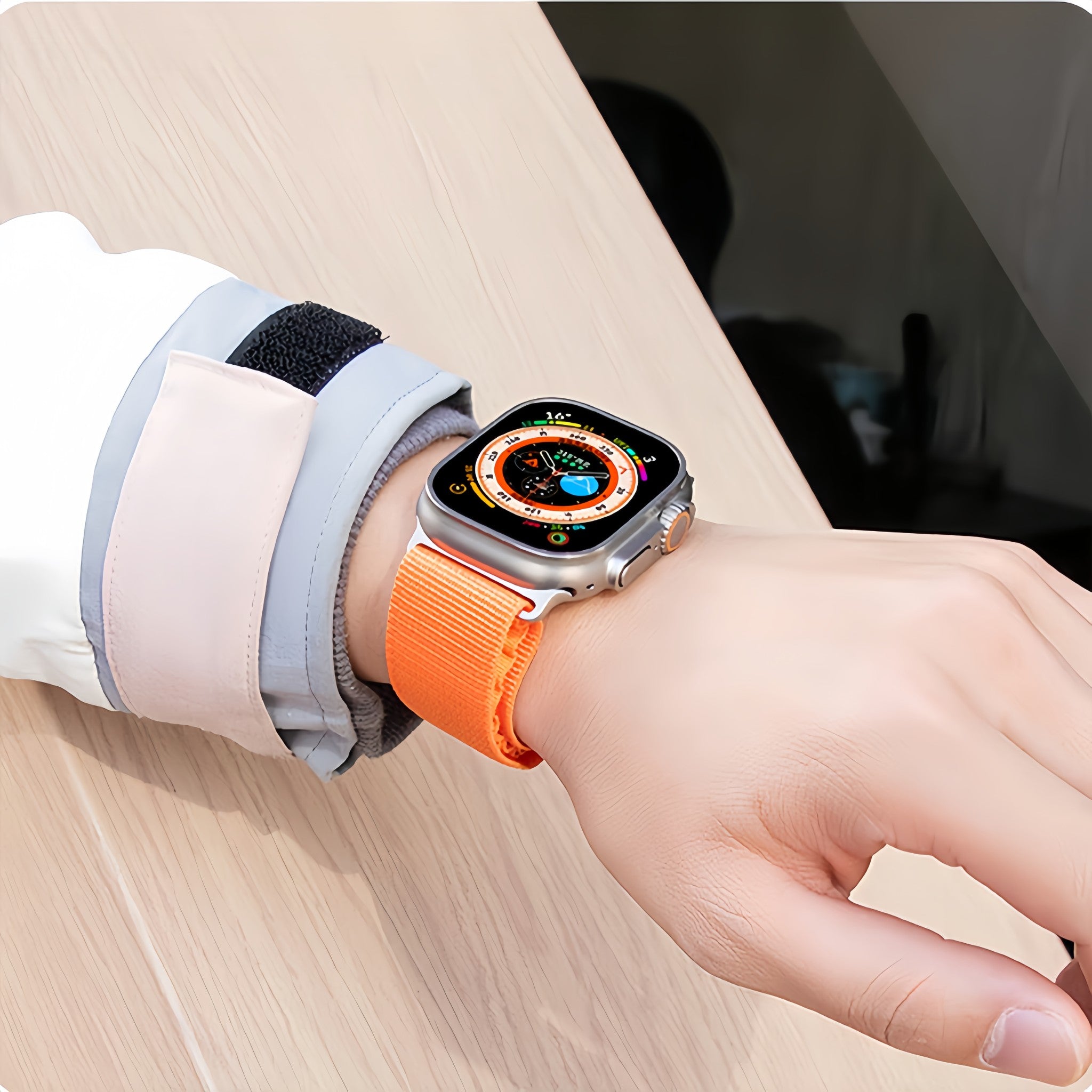 Pasek nylonowy do Apple Watch 44/45/49 mm pomarańczowy