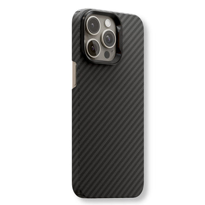 Etui AIR SHIELD MagSafe Carbon do telefonu iPhone 15 Pro